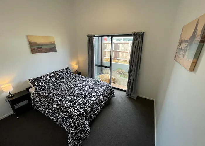 Easy-living With Views Wanaka